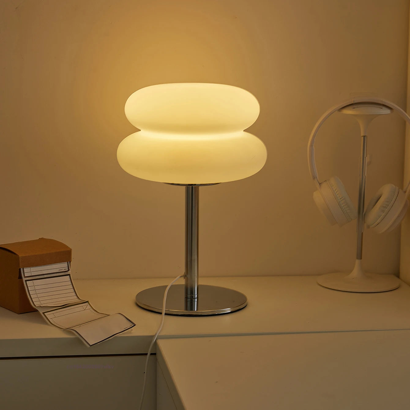 Bedroom bedside lamp creamy style table atmosphere light